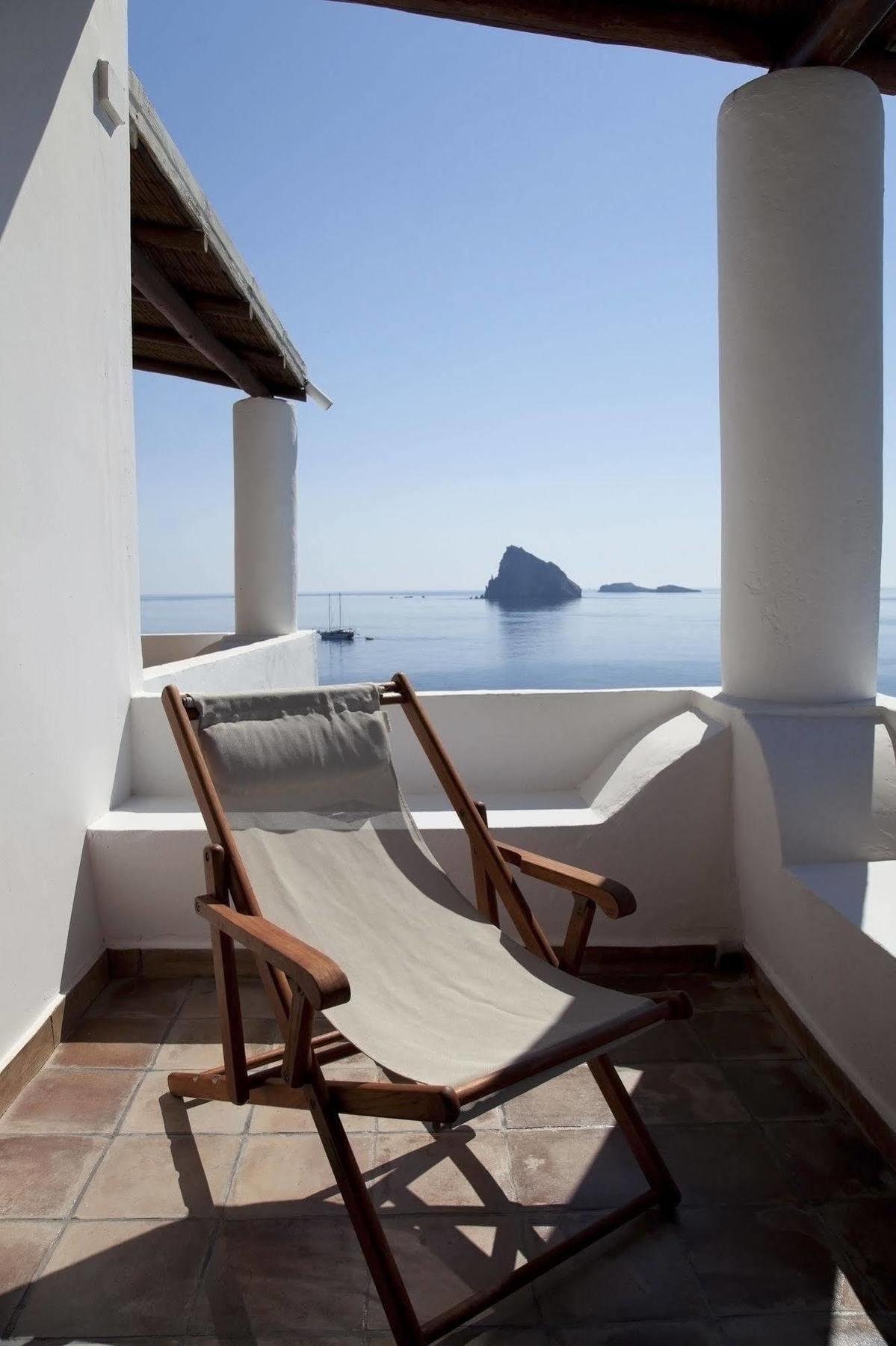 Hotel Cincotta Panarea Exterior foto