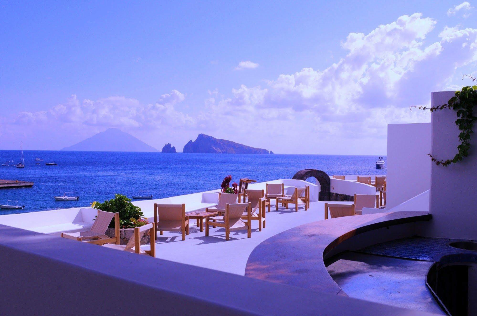 Hotel Cincotta Panarea Exterior foto